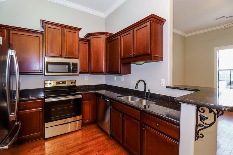 1,575/Mo, 10234 Old Well Terrace Cordova, TN 38016 Kitchen View 2