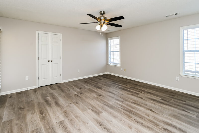 2,175/Mo, 1029 Appling Meadow Dr Cordova, TN 38018 Main Bedroom View