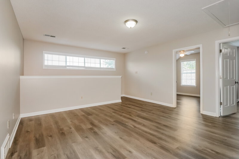 2,345/Mo, 4077 Course View Dr Bartlett, TN 38135 Loft View