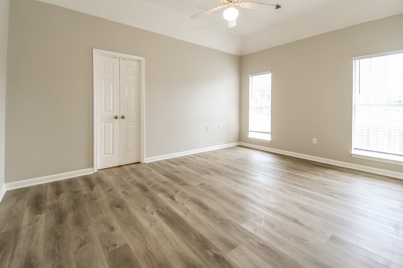 2,250/Mo, 1626 Brentwood Trce Southaven, MS 38671 Main Bedroom View