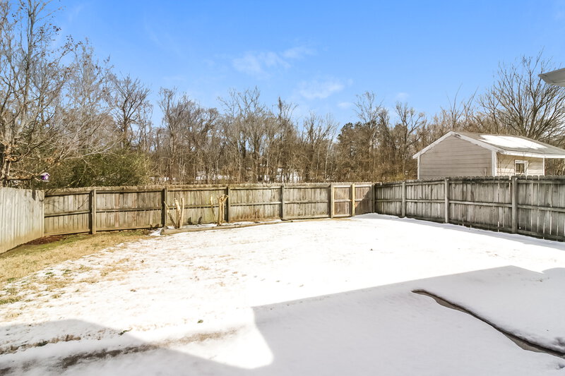 2,170/Mo, 5618 Steffani Dr Southaven, MS 38671 Rear View