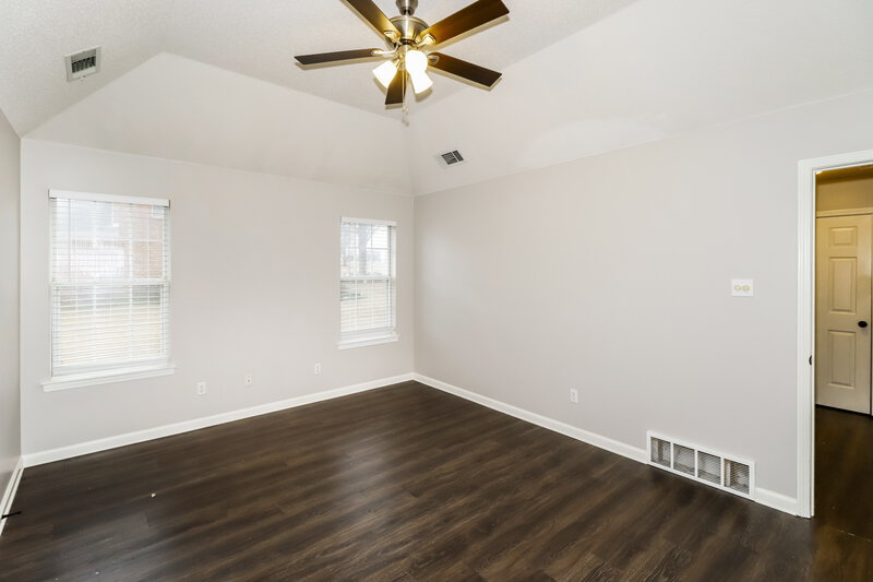 1,955/Mo, 6412 Quail Ridge Dr Bartlett, TN 38135 Main Bedroom View 2