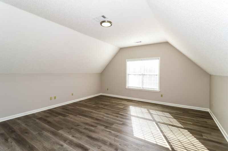 2,350/Mo, 8262 Red Creek Dr Cordova, TN 38016 Bedroom View