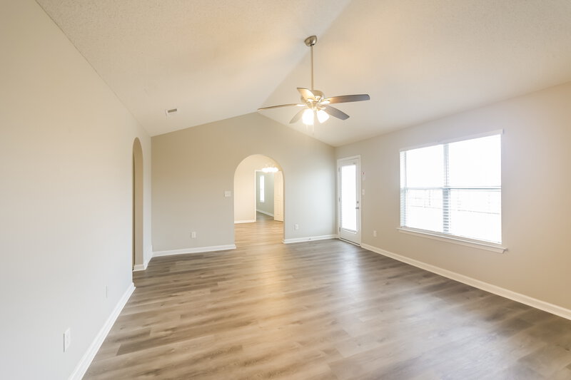 1,895/Mo, 9964 Rachel Shea Ave Olive Branch, MS 38654 Living Room View