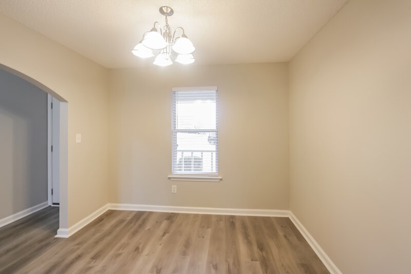 1,895/Mo, 9964 Rachel Shea Ave Olive Branch, MS 38654 Dining Room View 2