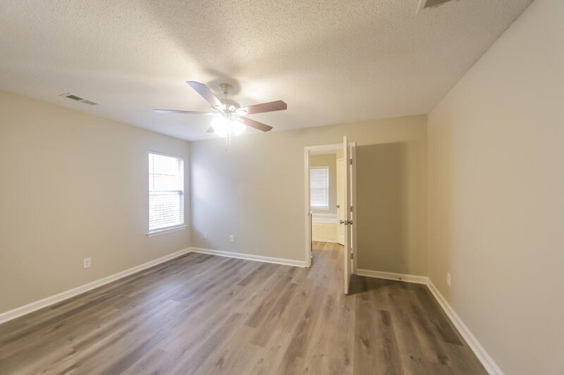 1,895/Mo, 9964 Rachel Shea Ave Olive Branch, MS 38654 Main Bedroom View