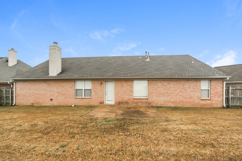 1,895/Mo, 9964 Rachel Shea Ave Olive Branch, MS 38654 Rear View