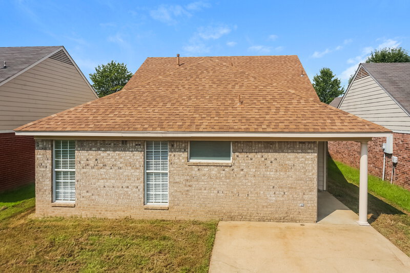 2,690/Mo, 5386 Kristy Ln Southaven, MS 38671 Rear View 2