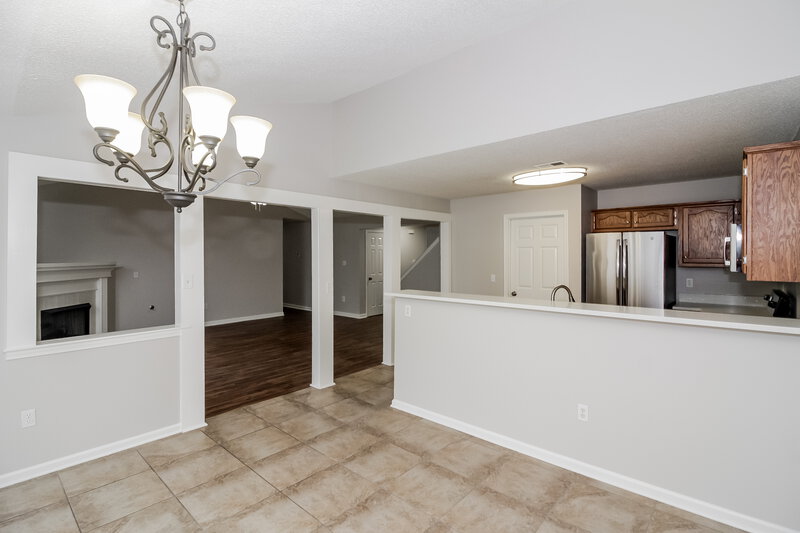 2,070/Mo, 8052 Mary Payton Dr Southaven, MS 38671 Dining Room View