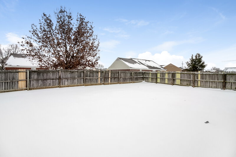 2,070/Mo, 8052 Mary Payton Dr Southaven, MS 38671 Exterior View