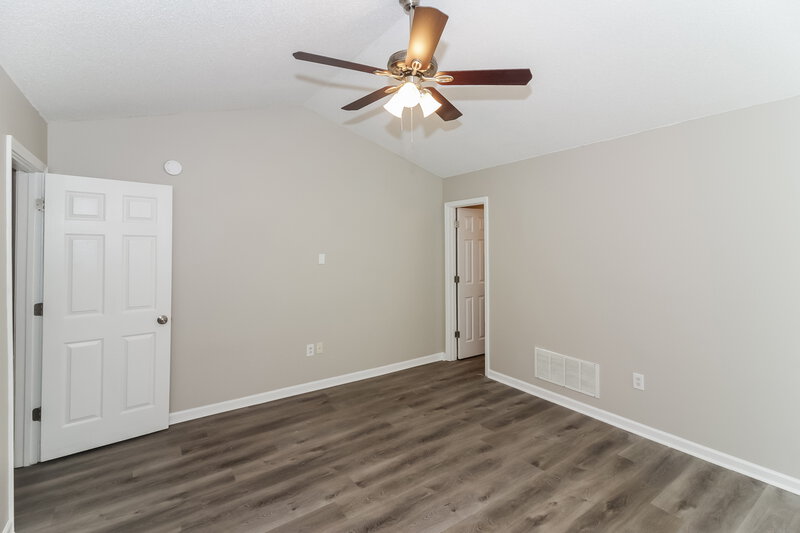 2,690/Mo, 10734 Ridgefield Dr Olive Branch, MS 38654 Main Bedroom View