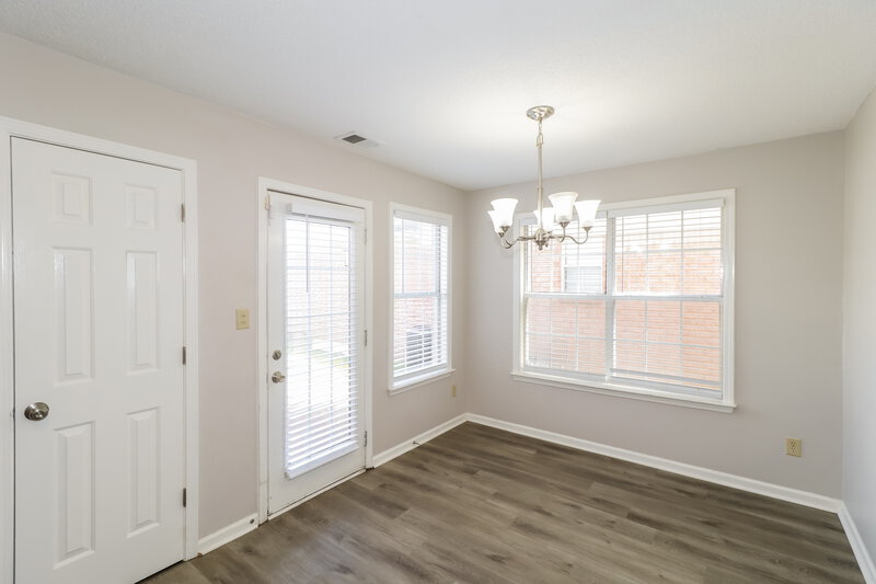 1,585/Mo, 1170 Whitten Rd Memphis, TN 38134 Dining Room View