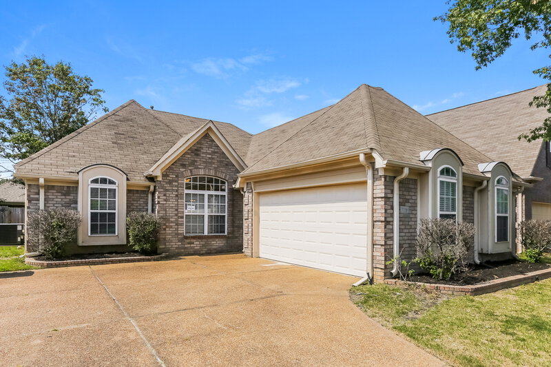 1,920/Mo, 7356 Lauren Ln Olive Branch, MS 38654 Front View