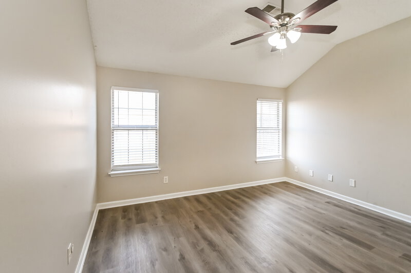 1,635/Mo, 9044 Snow Drift Ln Cordova, TN 38016 Main Bedroom View