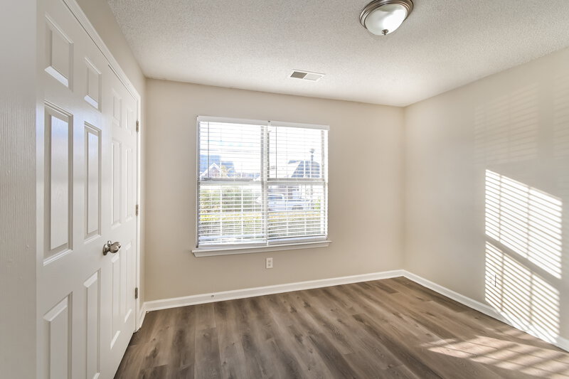 1,635/Mo, 9044 Snow Drift Ln Cordova, TN 38016 Bedroom View