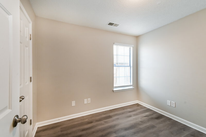 1,635/Mo, 9044 Snow Drift Ln Cordova, TN 38016 Bedroom View 2