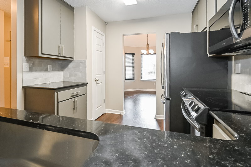 1,795/Mo, 7792 Allen Ridge Ln Olive Branch, MS 38654 Kitchen View 3
