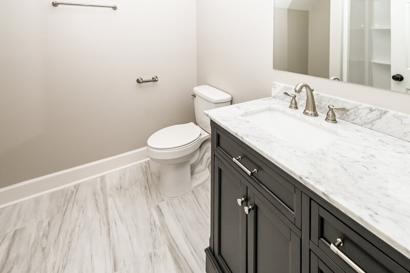 2,160/Mo, 1072 Deer Creek Dr Hernando, MS 38632 Bathroom View