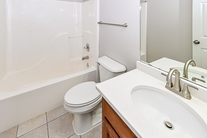 3,210/Mo, 49 Cross Creek Dr Hernando, MS 38632 Bathroom View