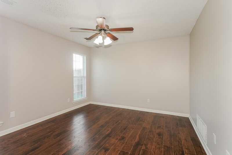 1,755/Mo, 10218 Cottage Oaks Cove Memphis, TN 38016 Main Bedroom View 2