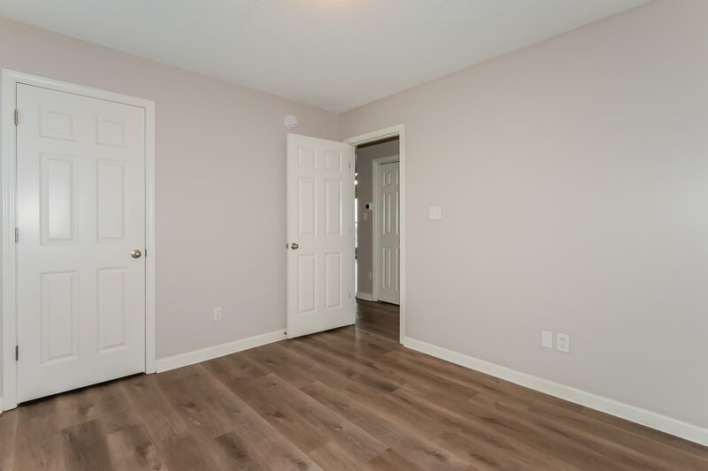 1,755/Mo, 10218 Cottage Oaks Cove Memphis, TN 38016 Bedroom View 4