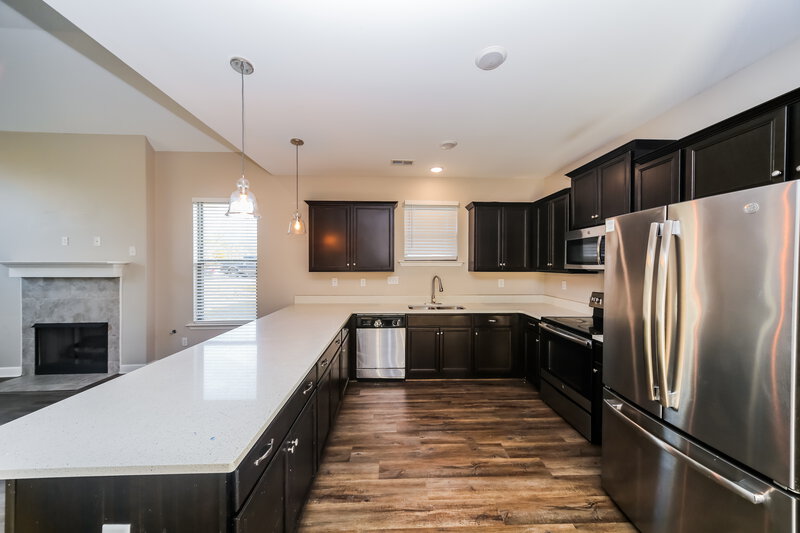 3,070/Mo, 7681 Carlton Dr Southaven, MS 38672 Kitchen View 2