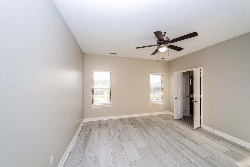3,070/Mo, 7681 Carlton Dr Southaven, MS 38672 Main Bedroom View