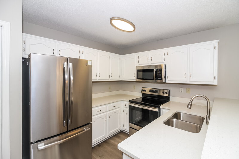 1,715/Mo, 5571 Kayla Dr Southaven, MS 38671 Kitchen View