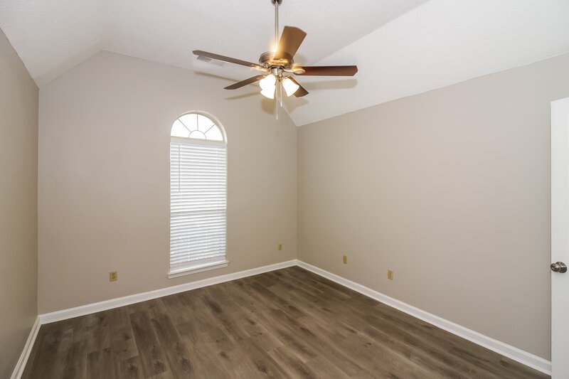 1,715/Mo, 5571 Kayla Dr Southaven, MS 38671 Main Bedroom View