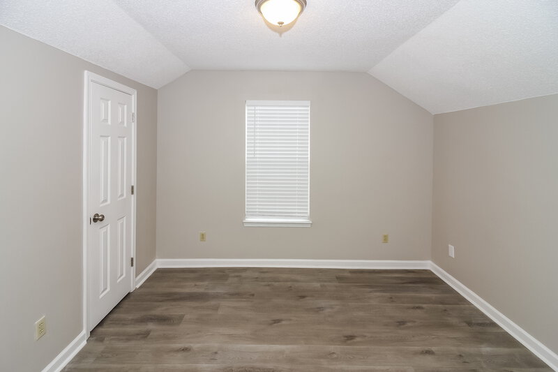 1,715/Mo, 5571 Kayla Dr Southaven, MS 38671 Main Bedroom View 3