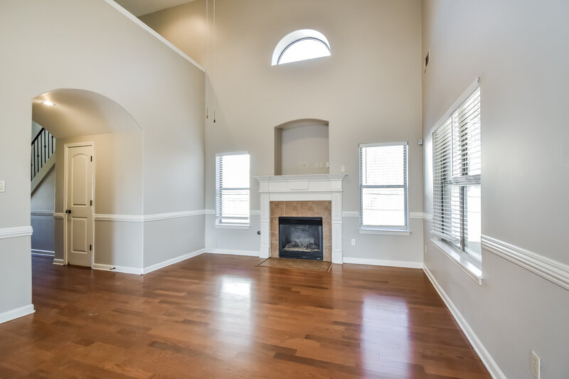 3,300/Mo, 480 Green Willow Cove Oakland, TN 38060 Living Room View 2