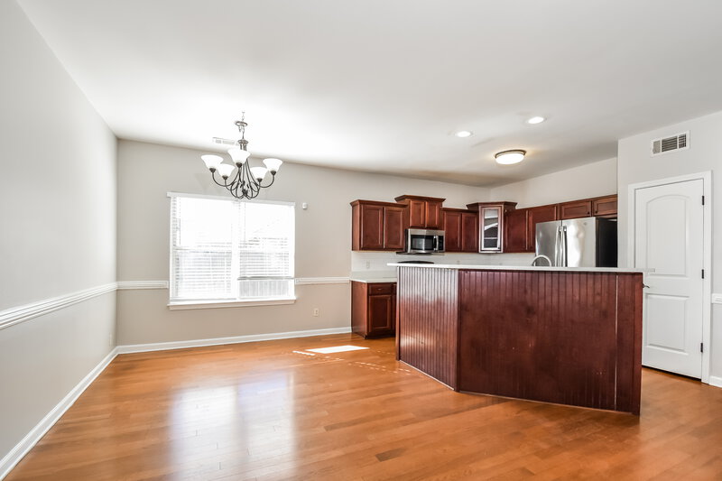 3,300/Mo, 480 Green Willow Cove Oakland, TN 38060 Dining Room View