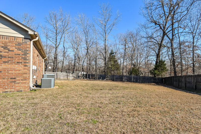 3,300/Mo, 480 Green Willow Cove Oakland, TN 38060 Rear View