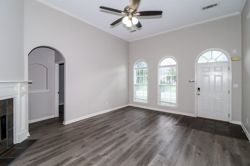 1,720/Mo, 2658 Breezy Ridge Trail Cordova, TN 38016 Living Room View 2