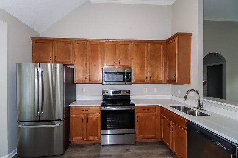 1,720/Mo, 2658 Breezy Ridge Trail Cordova, TN 38016 Kitchen View