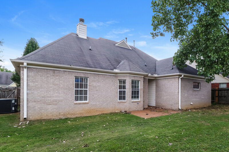 1,720/Mo, 2658 Breezy Ridge Trail Cordova, TN 38016 Rear View