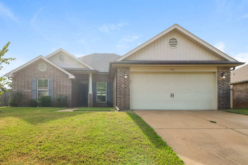1,860/Mo, 7761 Brierfield Dr E Southaven, MS 38672 External View