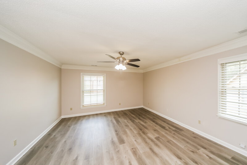 2,250/Mo, 5005 Cottage Ln Memphis, TN 38125 Bedroom View 2