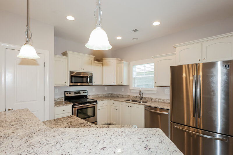 2,210/Mo, 4669 E Dublin Olive Branch, MS 38654 Kitchen View