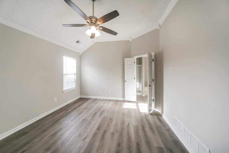 1,860/Mo, 9886 Stage Run Dr Olive Branch, MS 38654 Main Bedroom View