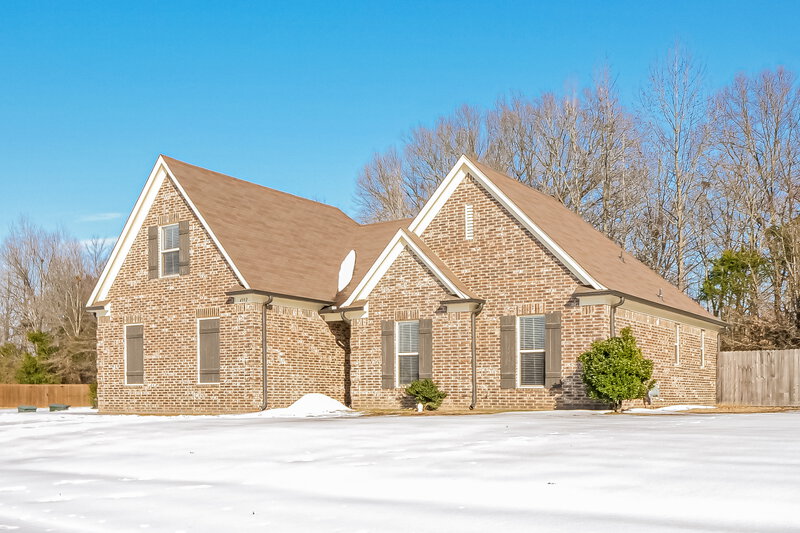 2,350/Mo, 4992 Delaney Valley Ln Bartlett, TN 38002 Front View