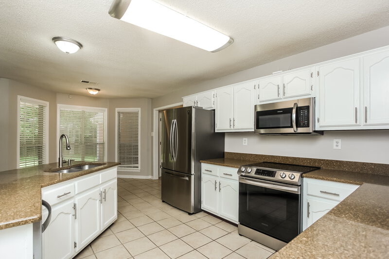 2,310/Mo, 5828 Morganton Dr Olive Branch, MS 38654 Kitchen View