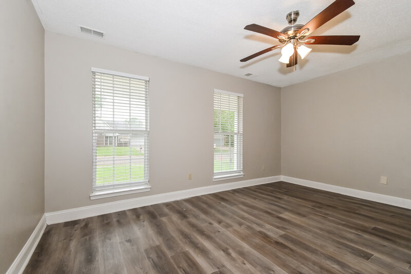 1,985/Mo, 4210 Shadow Ridge Dr Horn Lake, MS 38637 Main Bedroom View 2