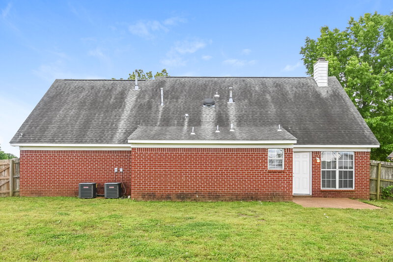 1,985/Mo, 4210 Shadow Ridge Dr Horn Lake, MS 38637 Rear View