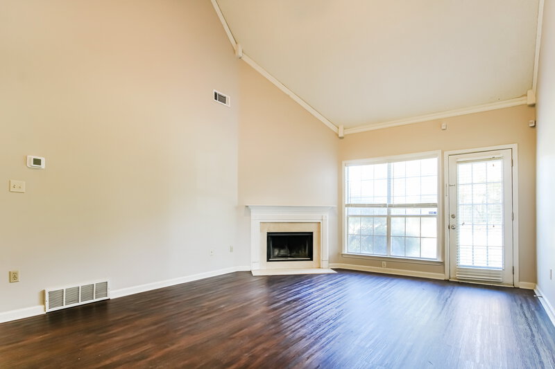 2,095/Mo, 7678 Mineral Crest Cir N Memphis, TN 38125 Living Room View