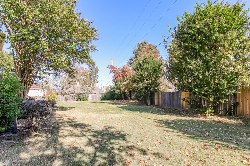 2,095/Mo, 7678 Mineral Crest Cir N Memphis, TN 38125 Rear View
