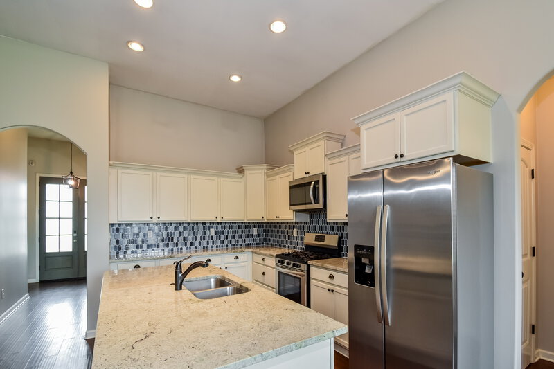 2,220/Mo, 430 Hidden Meadows Cove Oakland, TN 38060 Kitchen View