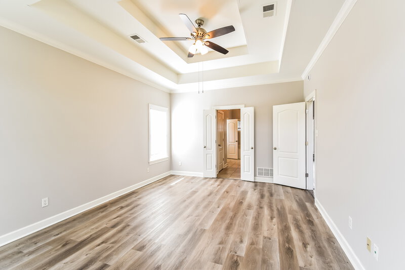 2,610/Mo, 1275 Heritage Lake Dr Hernando, MS 38632 Main Bedroom View 2
