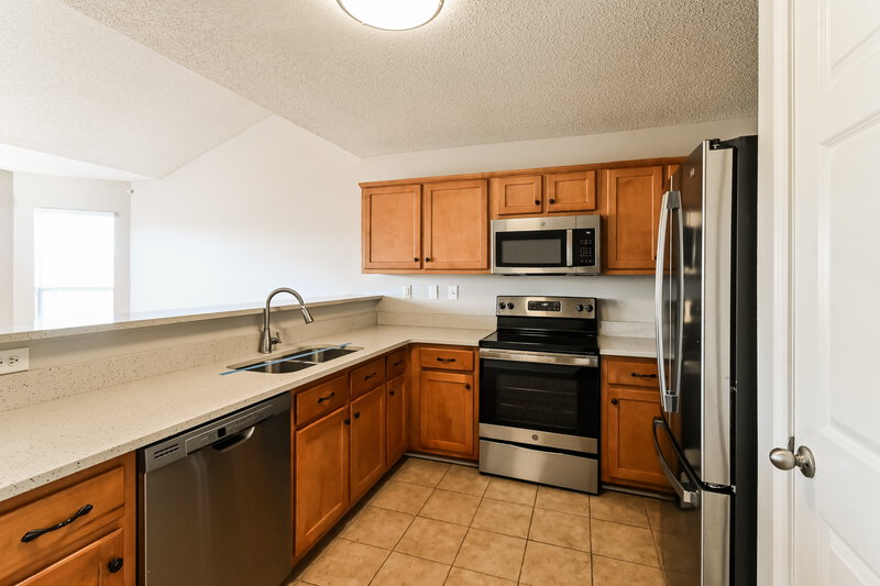 1,900/Mo, 7331 George Ln Horn Lake, MS 38637 Kitchen View 2