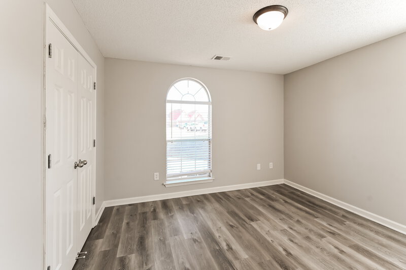 1,900/Mo, 7331 George Ln Horn Lake, MS 38637 Bedroom View 2